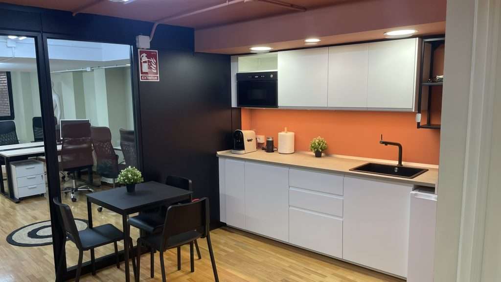 Cosewing ARMATTA en Logroño, el espacio para crear tus propias prendas